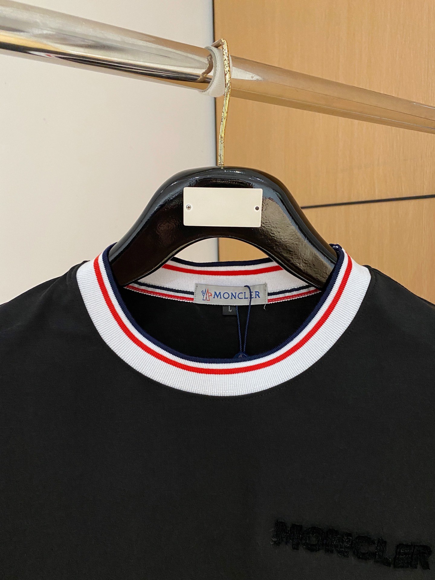short sleeves